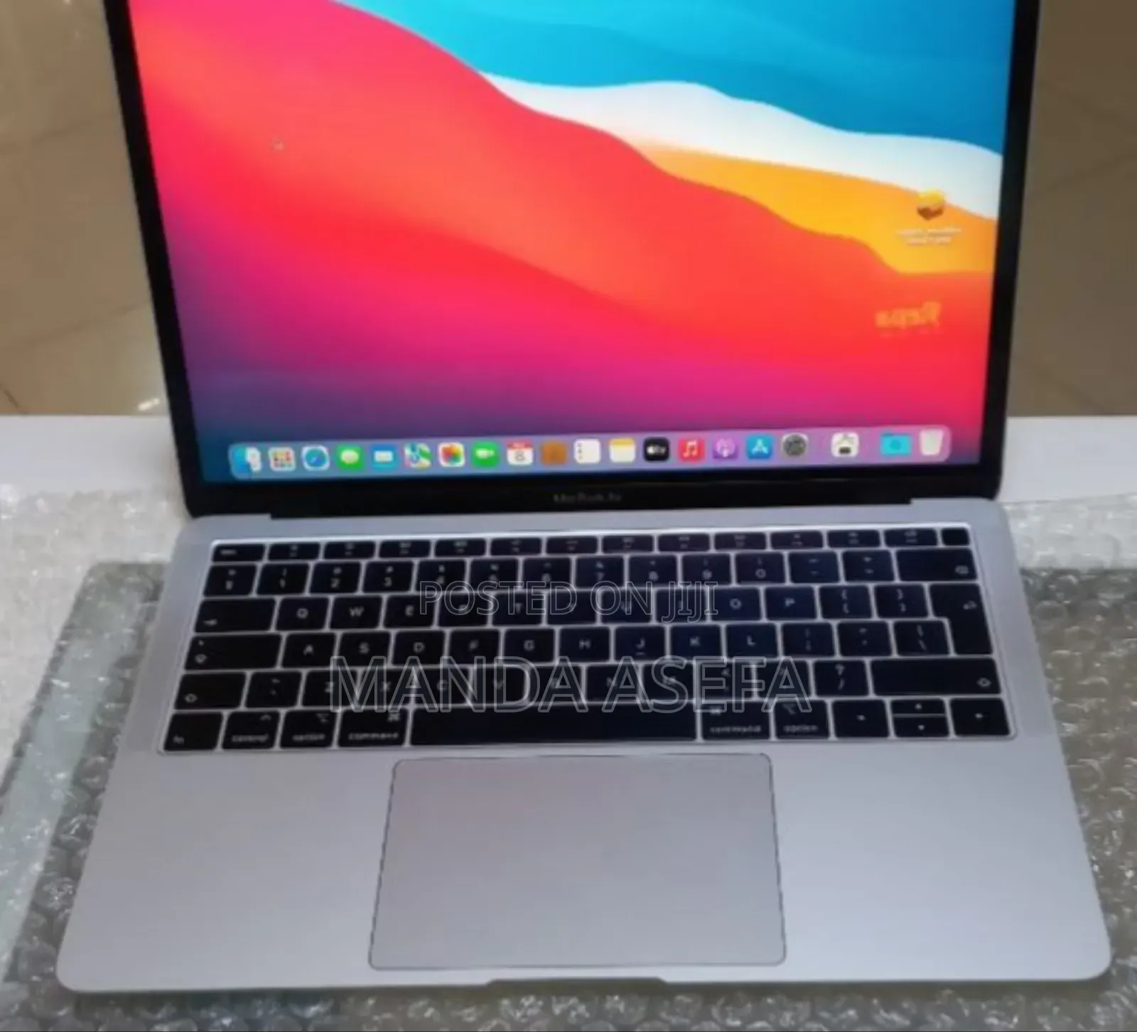 New Laptop Apple MacBook 2010 8GB Intel Core I7 SSD 128GB