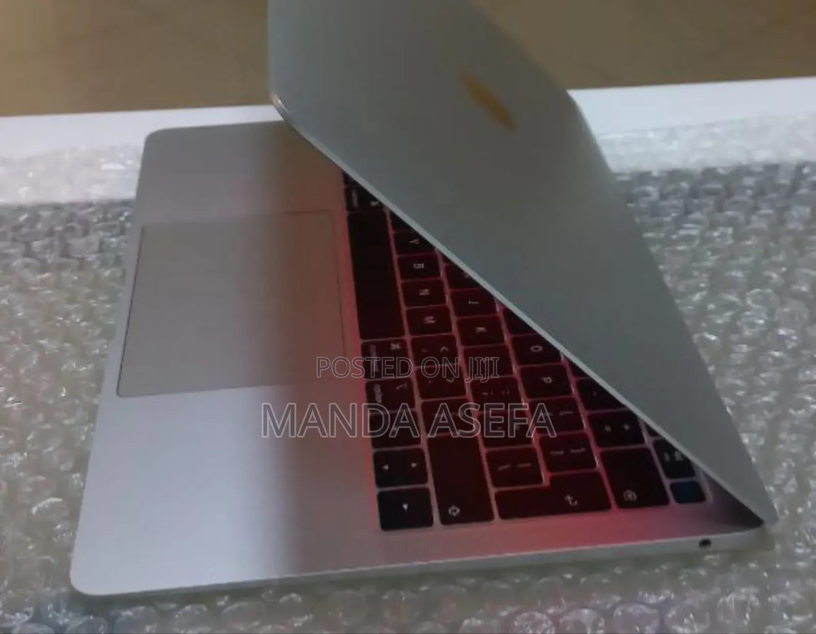 New Laptop Apple MacBook 2010 8GB Intel Core I7 SSD 128GB