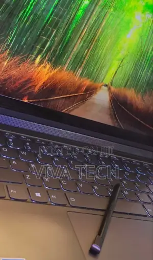 New Laptop Lenovo Yoga 7i 16GB Intel Core I7 SSD 1T