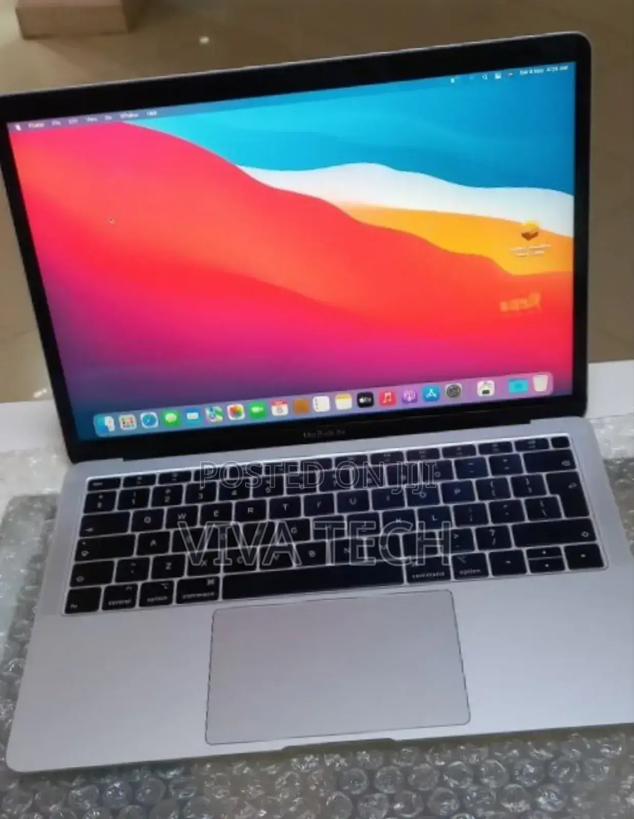 New Laptop Apple MacBook Air 2018 8GB Intel Core I5 SSD 128GB