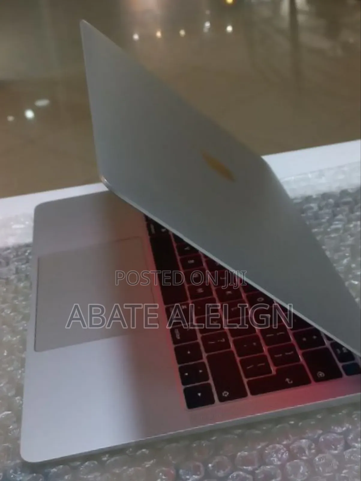 New Laptop Apple MacBook Air 2018 8GB Intel Core I5 SSD 128GB