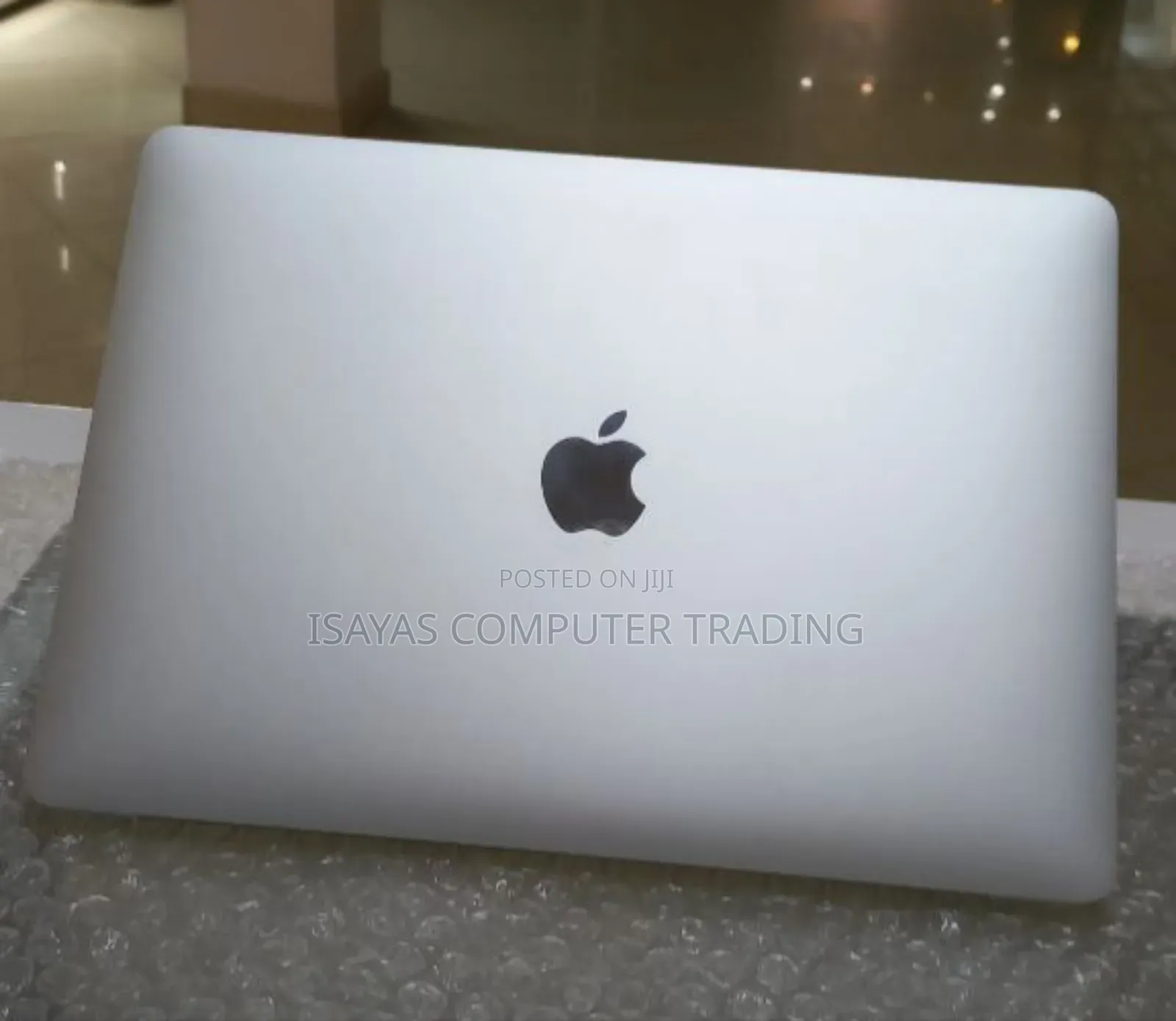 New Laptop Apple MacBook 2018 8GB Intel Core I5 SSD 128GB