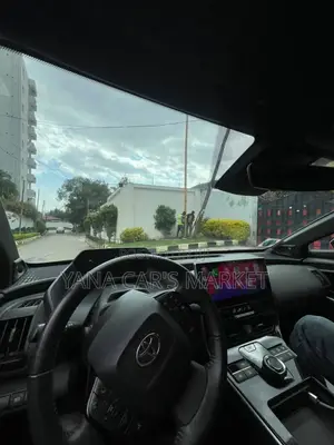 Toyota bZ4X 2024 Gray