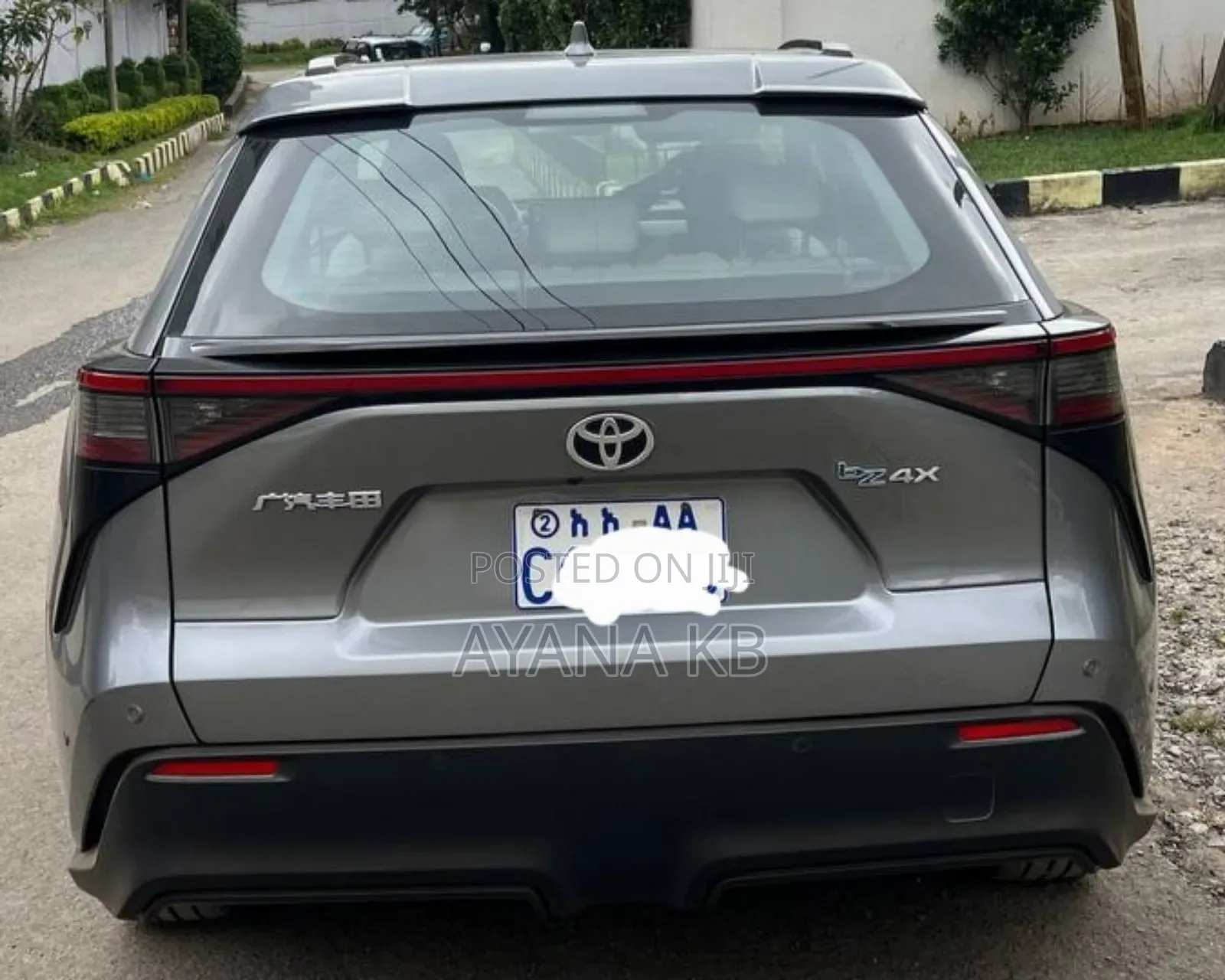 Toyota bZ4X 2024 Gray