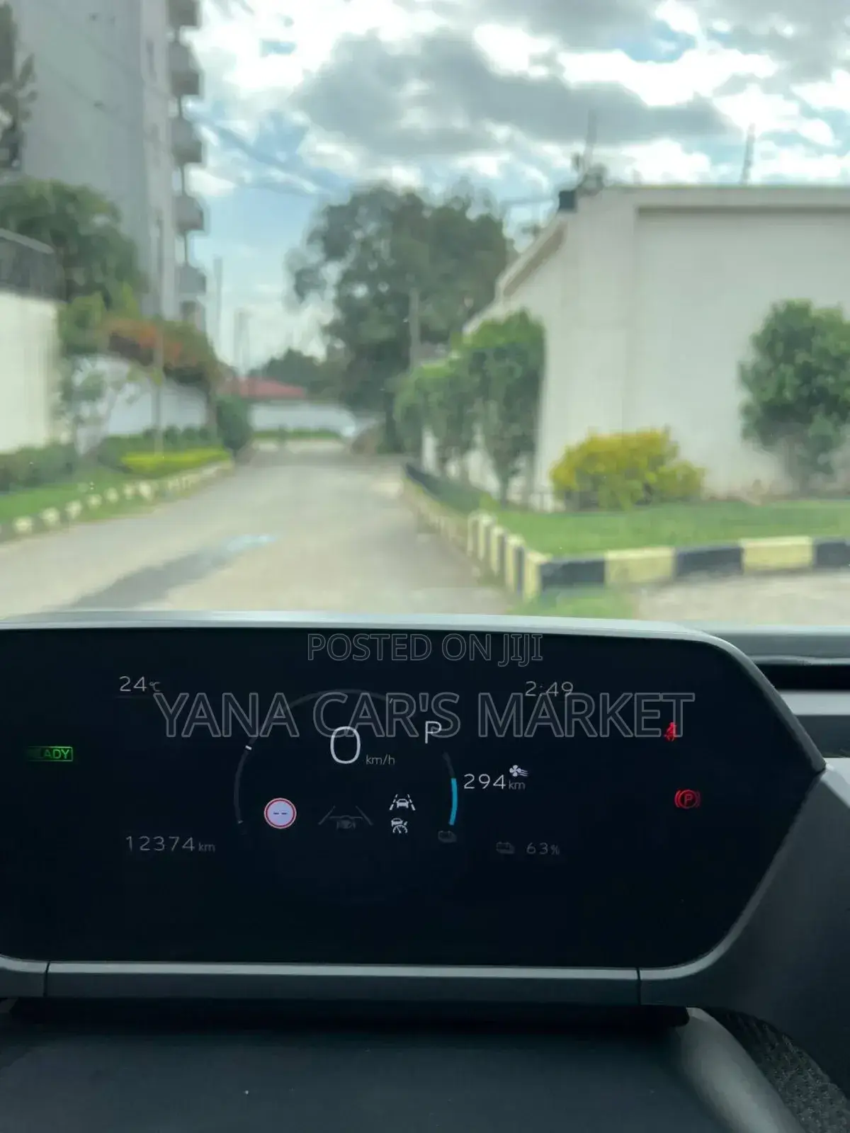 Toyota bZ4X 2024 Gray