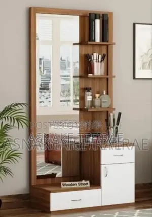 Photo - Derasing Table