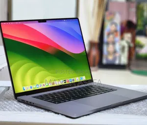 Photo - New Laptop Apple MacBook Pro M1 32GB Apple M1 SSD 512GB