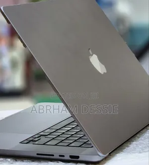 New Laptop Apple MacBook Pro M1 32GB Apple M1 SSD 512GB