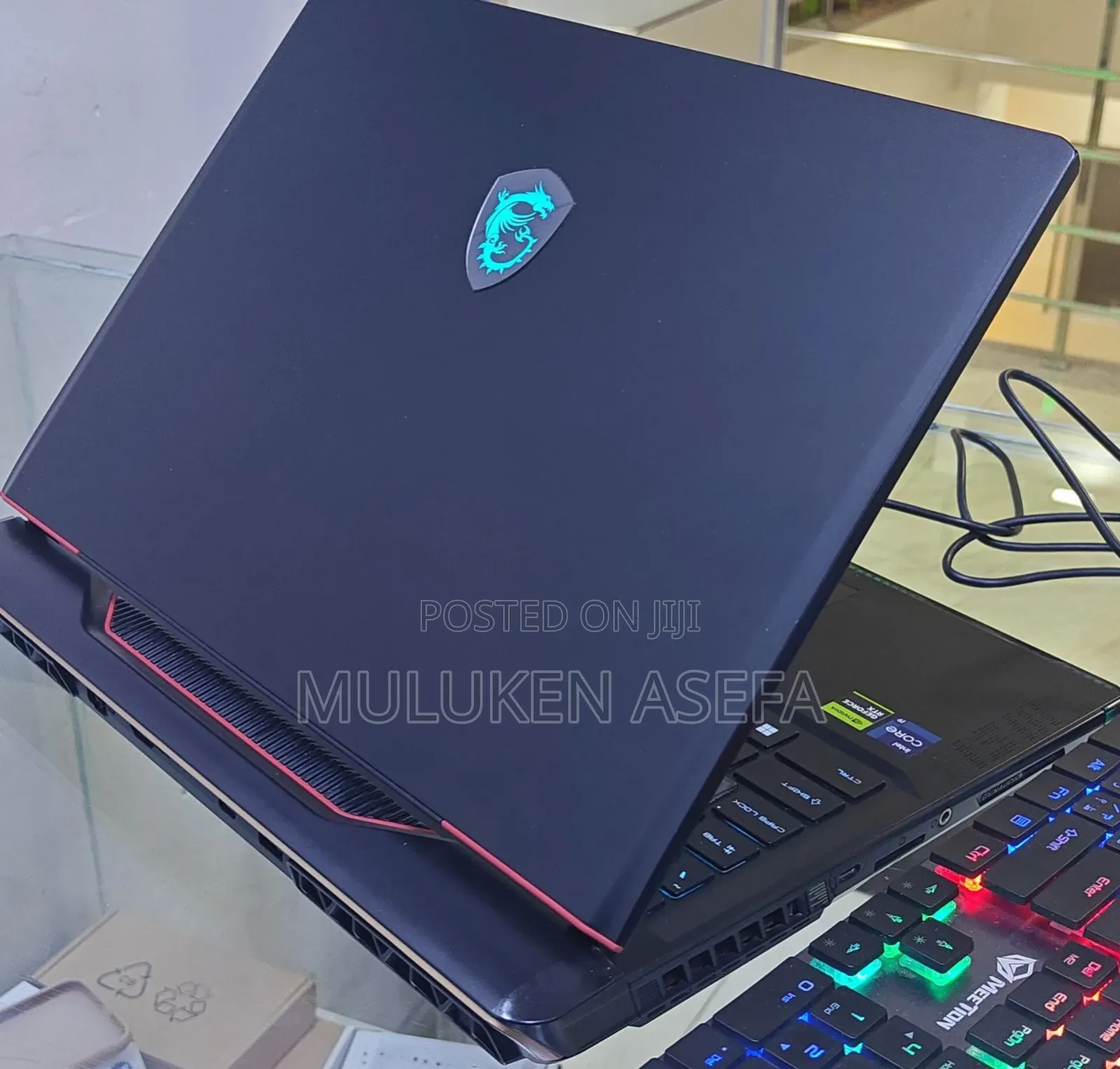 New Laptop MSI Raider GE68HX 13vi-202us 32GB Intel Core I9 SSD 1T