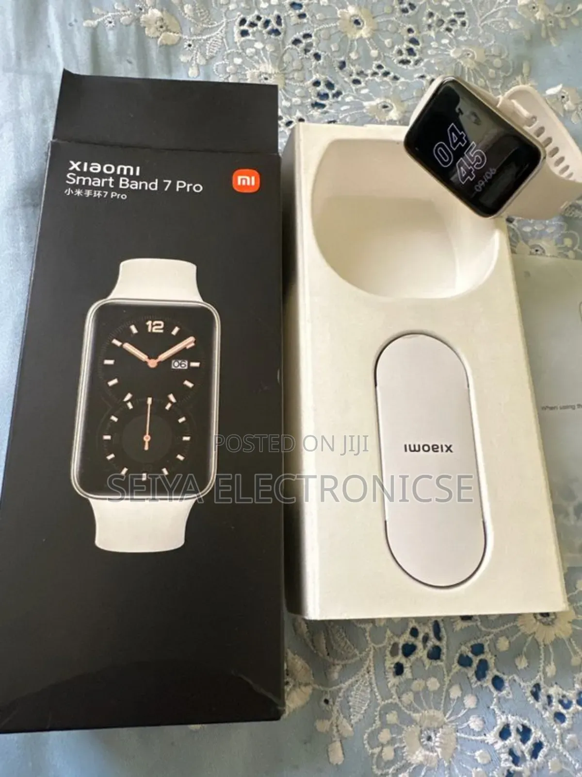 Xiaomi Smart Band 7 Pro Smartwatch