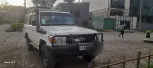 Toyota Land Cruiser 2016