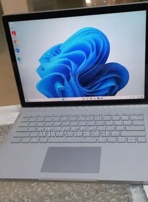 New Laptop Microsoft Surface Book 3 16GB Intel Core I7 SSD 256GB