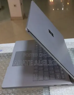 Photo - New Laptop Microsoft Surface Book 3 16GB Intel Core I7 SSD 256GB