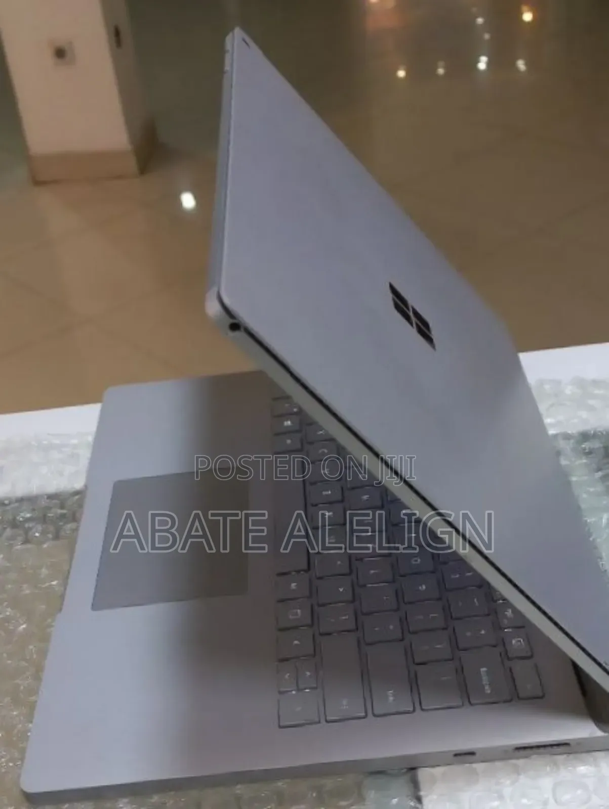 New Laptop Microsoft Surface Book 3 16GB Intel Core I7 SSD 256GB