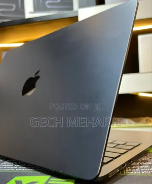 New Laptop Apple MacBook Air 2022 M2 24GB Apple M2 SSD 1T