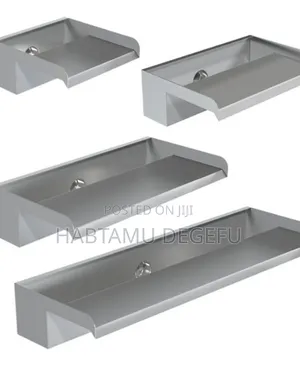 የፋውንቴን ወተር ፕሌት ለፋውንቴን ሥራዎች የሚሆን ውሀን