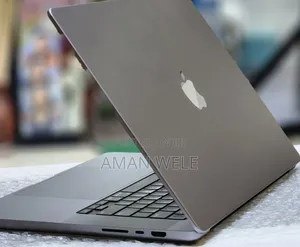 New Laptop Apple MacBook Pro M1 32GB Apple M1 Pro SSD 512GB