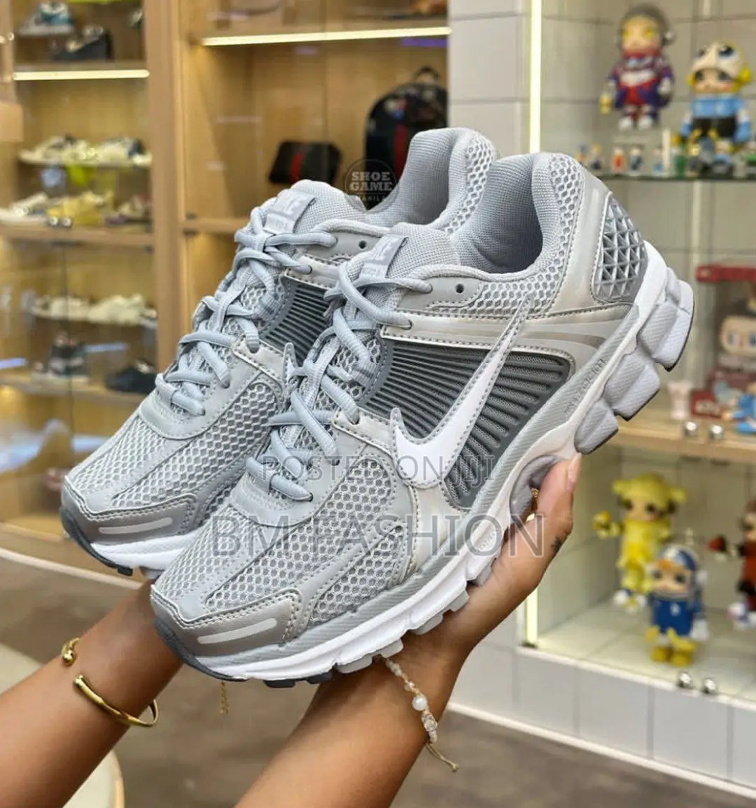 Nike Zoom Vomero 5 Cobblestone Shoes