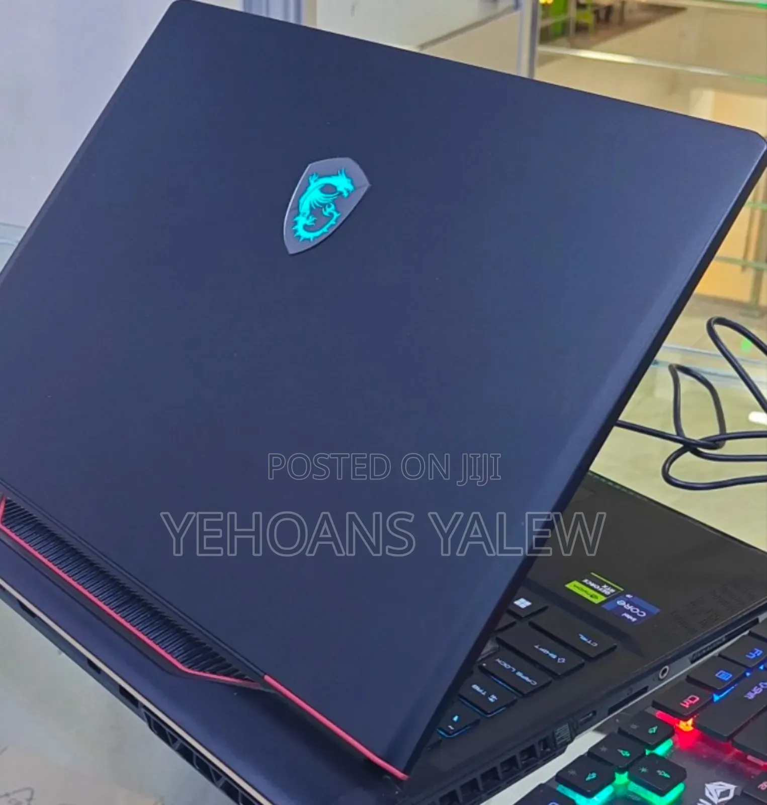 New Laptop MSI Raider GE68HX 13vi-202us 32GB Intel Core I9 SSD 1T