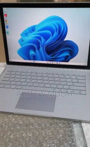 New Laptop Microsoft Surface Book 3 16GB Intel Core I7 SSD 256GB