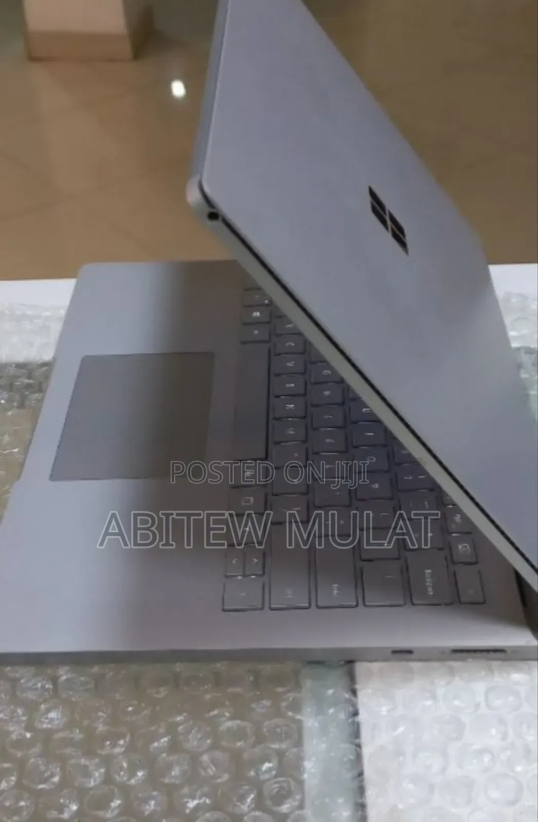 New Laptop Microsoft Surface Book 3 16GB Intel Core I7 SSD 256GB