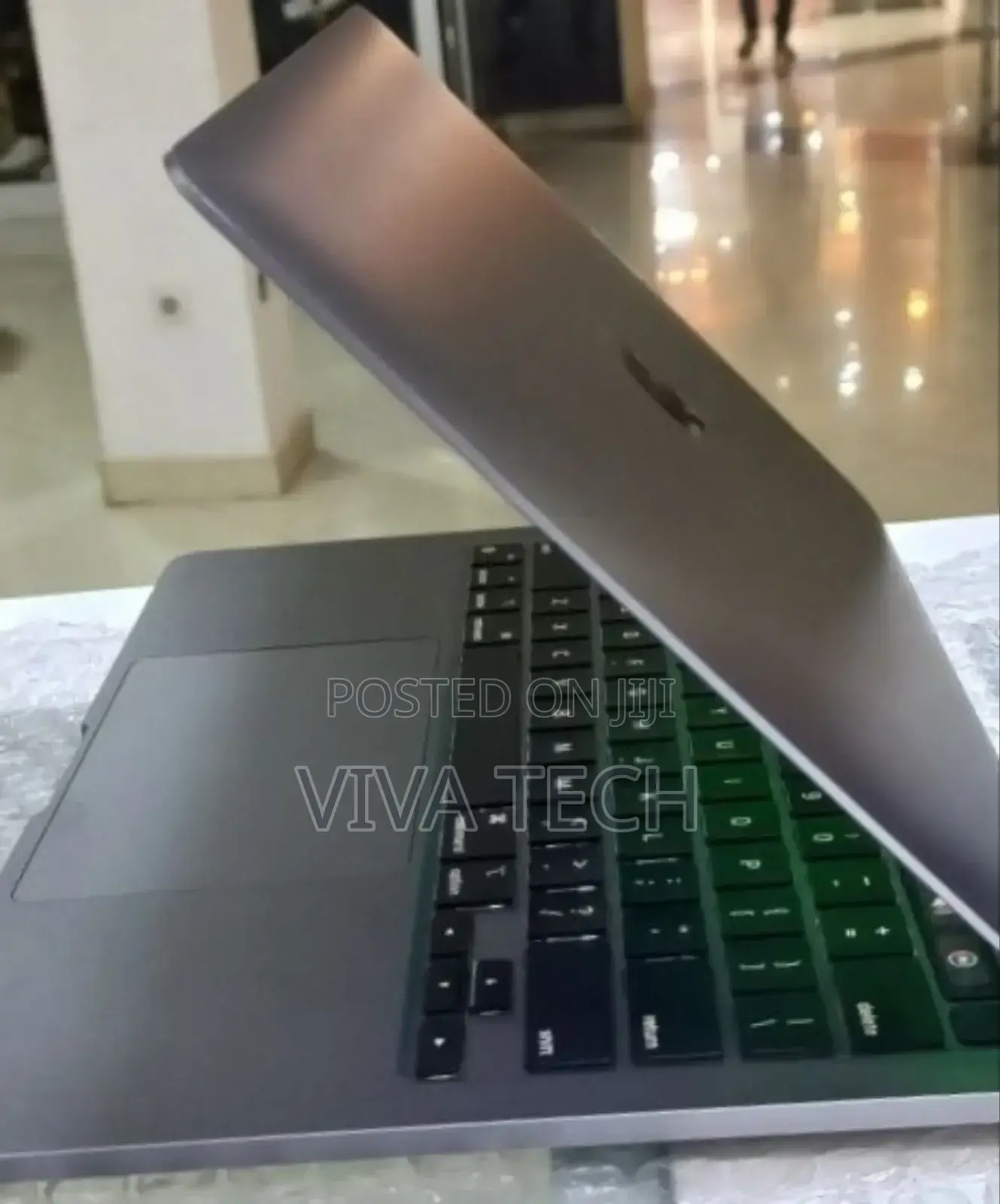 New Laptop Apple MacBook Pro M1 16GB Apple M1 SSD 256GB