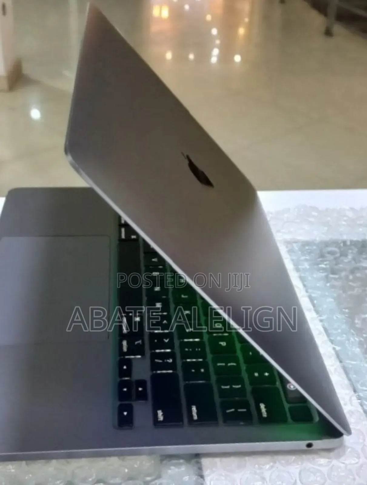 New Laptop Apple MacBook Pro M1 16GB Apple M1 SSD 256GB