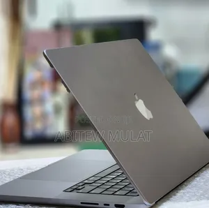 New Laptop Apple MacBook Pro M1 32GB Apple M1 SSD 512GB