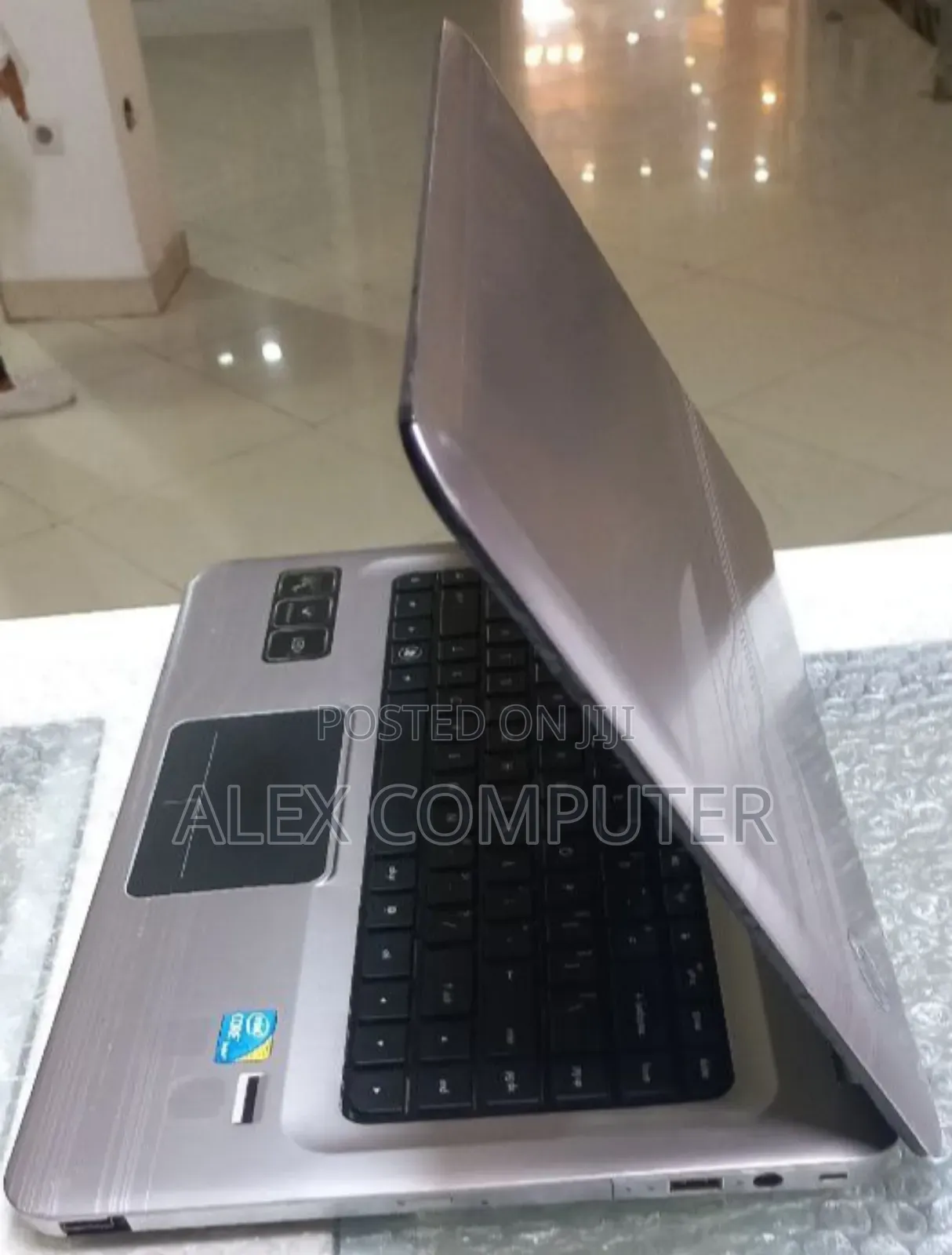 New Laptop HP Pavilion 15 8GB Intel Core I5 SSD 500GB