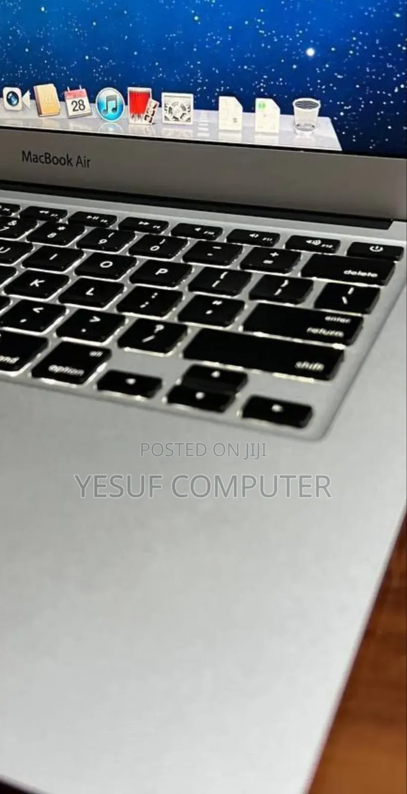 New Laptop Apple MacBook Air 2015 4GB Intel Core I5 SSD 256GB