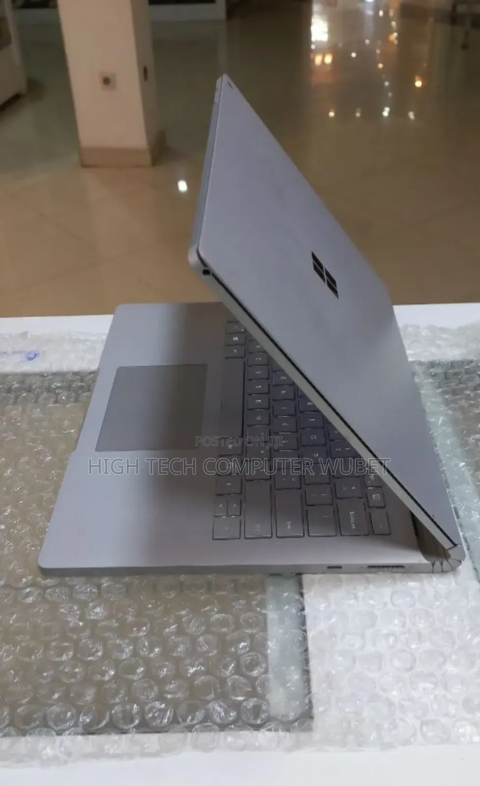 New Laptop Microsoft Surface Book 3 16GB Intel Core I7 SSD 256GB