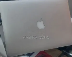 New Laptop Apple MacBook Pro 2014 8GB Intel Core I5 SSD 256GB