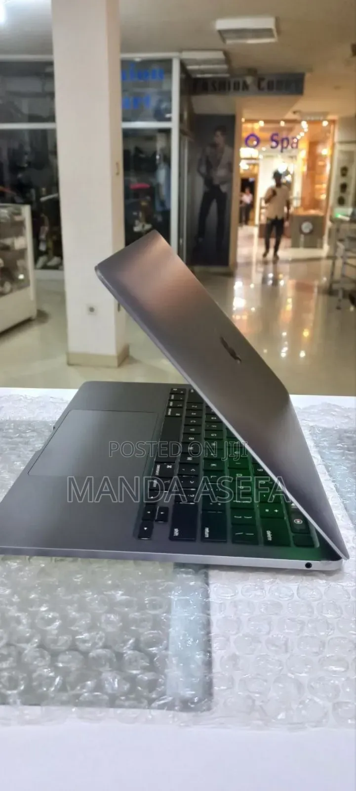 New Laptop Apple MacBook Pro M1 16GB Apple M1 SSD 256GB