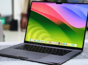New Laptop Apple MacBook Pro M1 32GB Intel Core I5 SSD 512GB