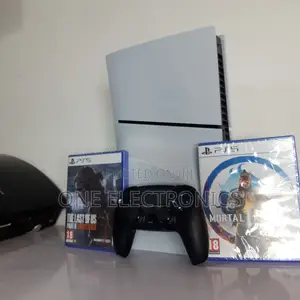 Ps5 Slim + Cd Games Engezalen