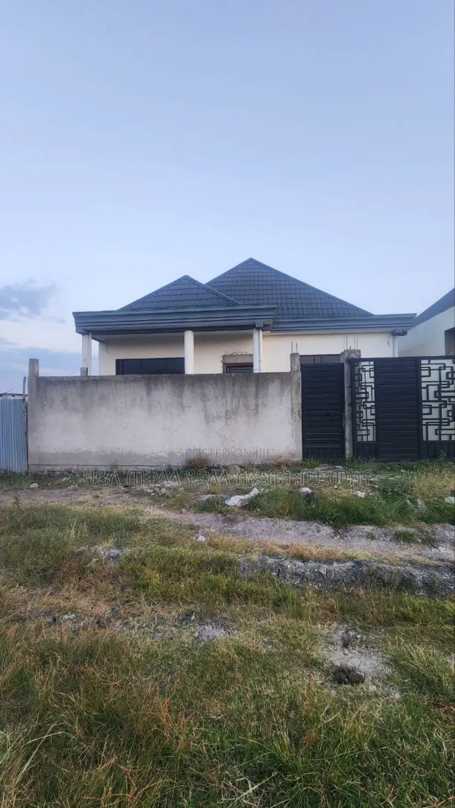 Furnished 5bdrm Villa in ለገጣፎ አካባቢ, Oromia-Finfinne for sale