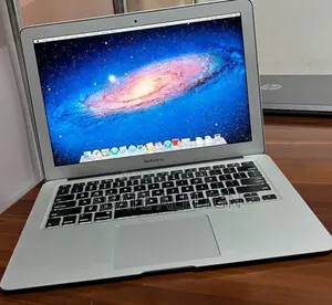 New Laptop Apple MacBook Air 2015 4GB Intel Core I5 SSD 256GB