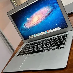 New Laptop Apple MacBook Air 2015 4GB Intel Core I5 SSD 256GB
