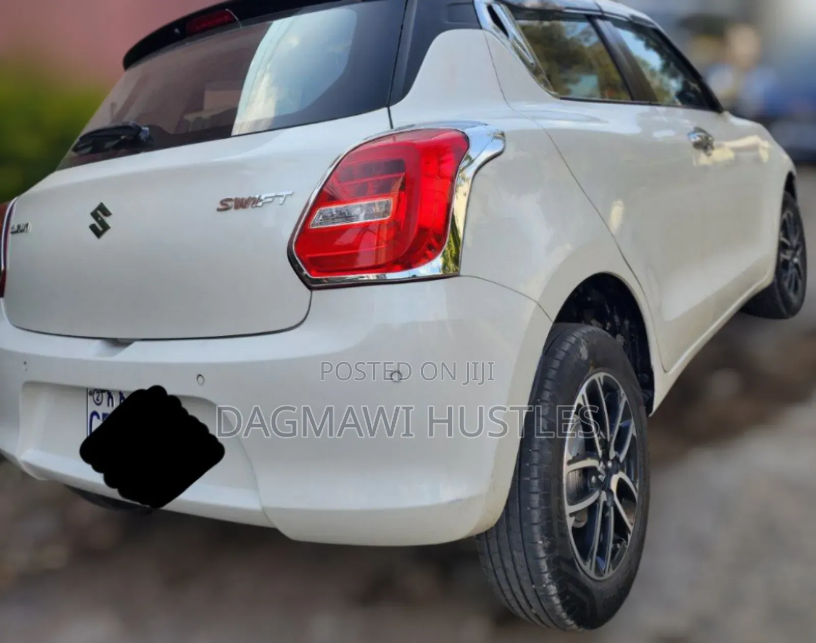 Suzuki Swift 2023 Off white