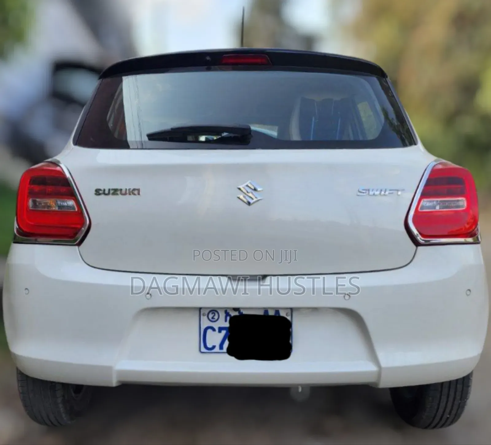 Suzuki Swift 2023 Off white