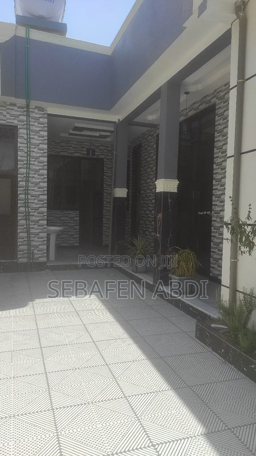 Furnished 4bdrm House in L -Shape Home, Akaky Kaliti for sale