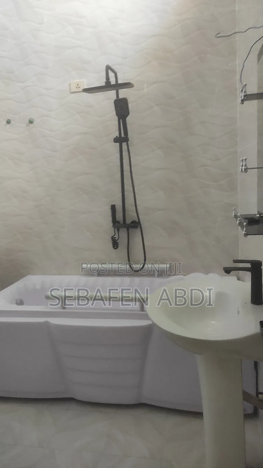 Furnished 4bdrm House in L -Shape Home, Akaky Kaliti for sale