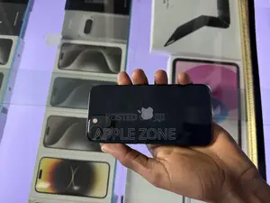 Photo - Apple iPhone 14 128 GB Blue