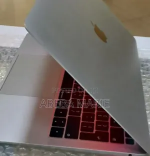 New Laptop Apple MacBook Air 2018 8GB Intel Core I5 SSD 128GB