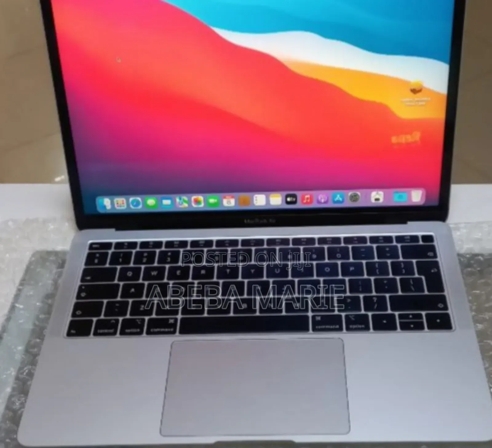 New Laptop Apple MacBook Air 2018 8GB Intel Core I5 SSD 128GB