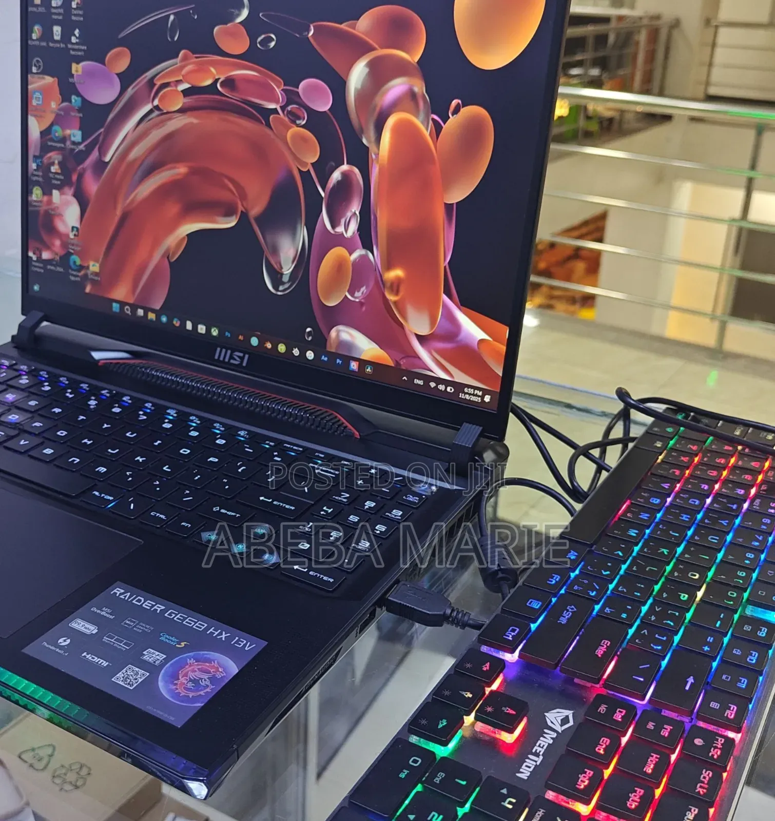 New Laptop MSI Raider GE68HX 13vi-202us 32GB Intel Core I9 SSD 1T