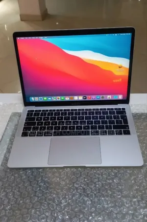 Photo - New Laptop Apple MacBook Air 2018 8GB Intel Core I5 SSD 128GB