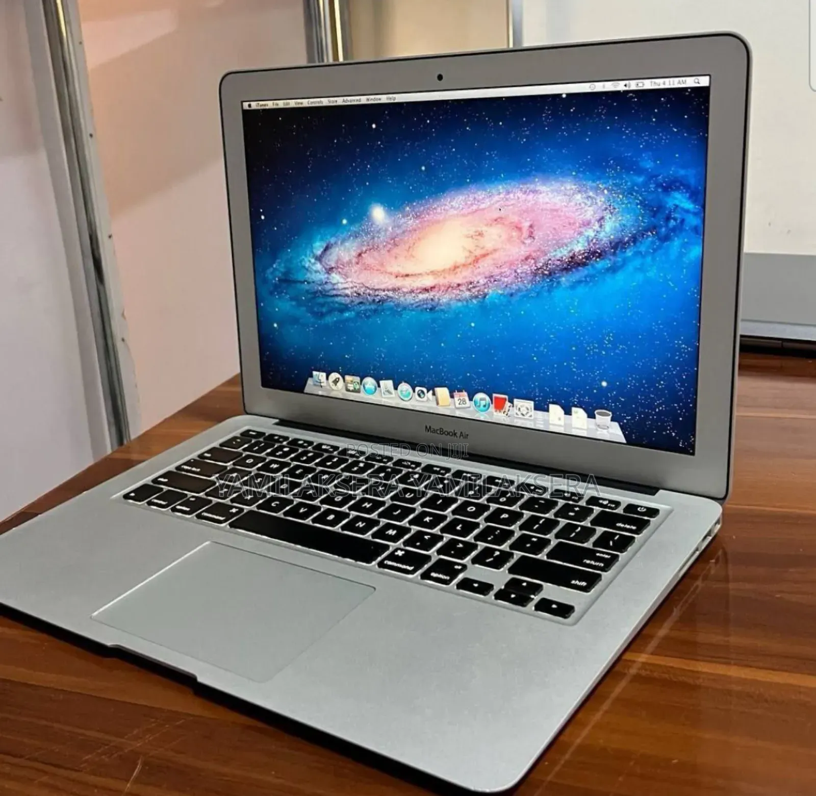 New Laptop Apple MacBook Air 2015 4GB Intel Core I5 SSD 256GB