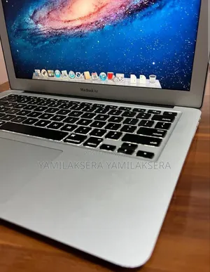 New Laptop Apple MacBook Air 2015 4GB Intel Core I5 SSD 256GB