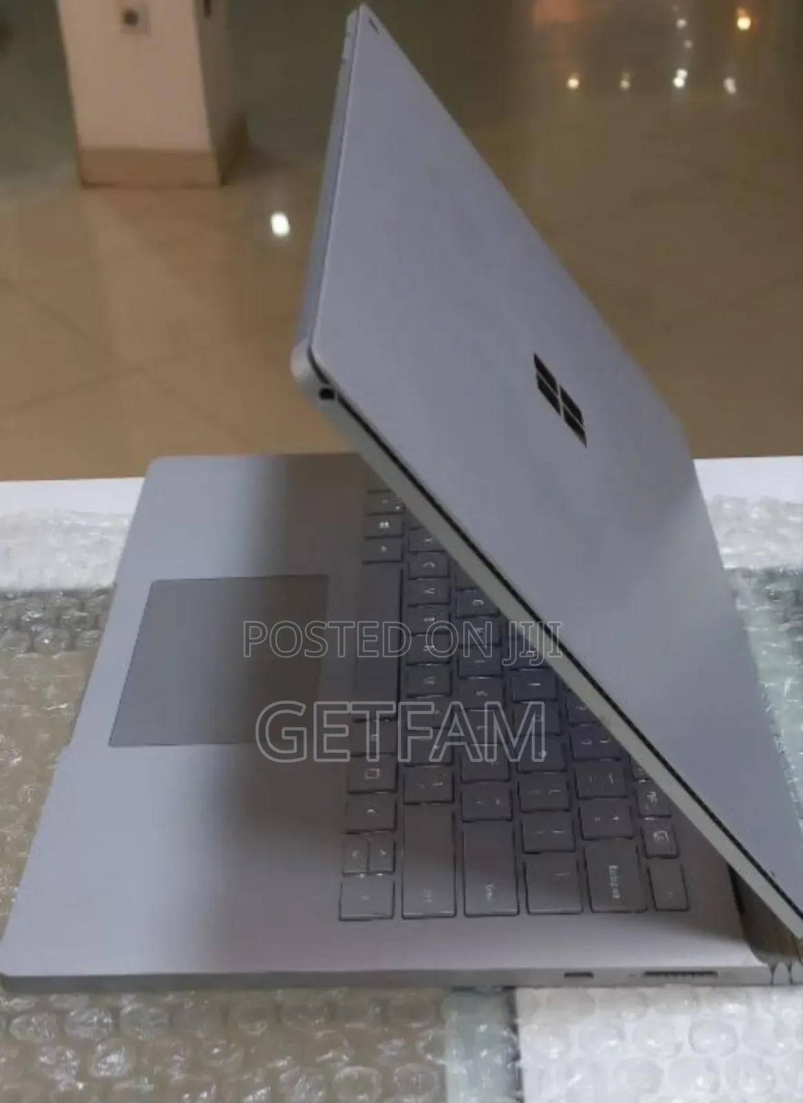 New Laptop Microsoft Surface 16GB Intel Core I7 SSD 256GB